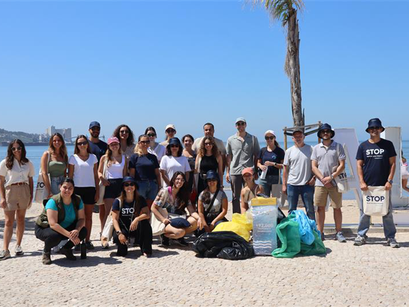 Beach Clean-Up Initiative in Oeiras